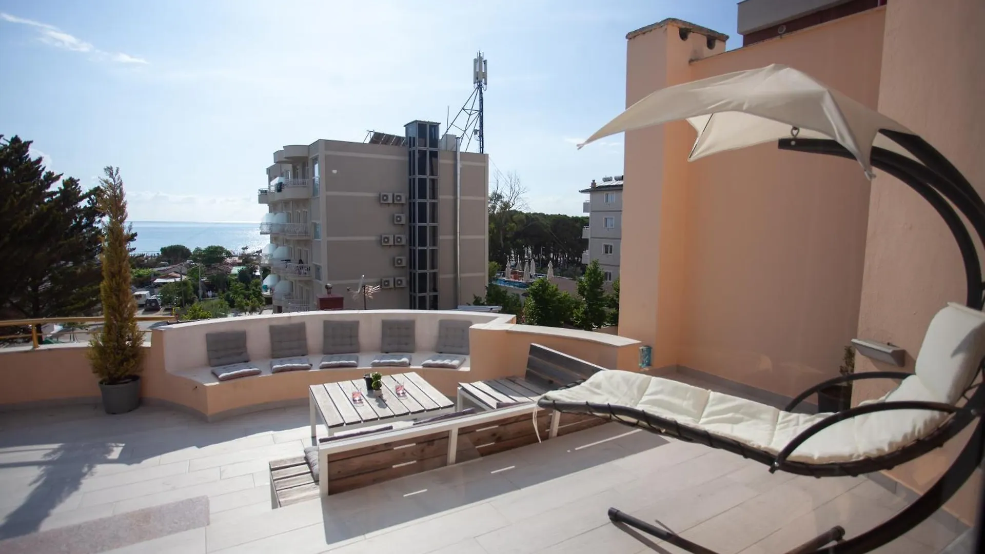 The Rooftop By Ps Apartment Golem  0*, Golem (Tirana)