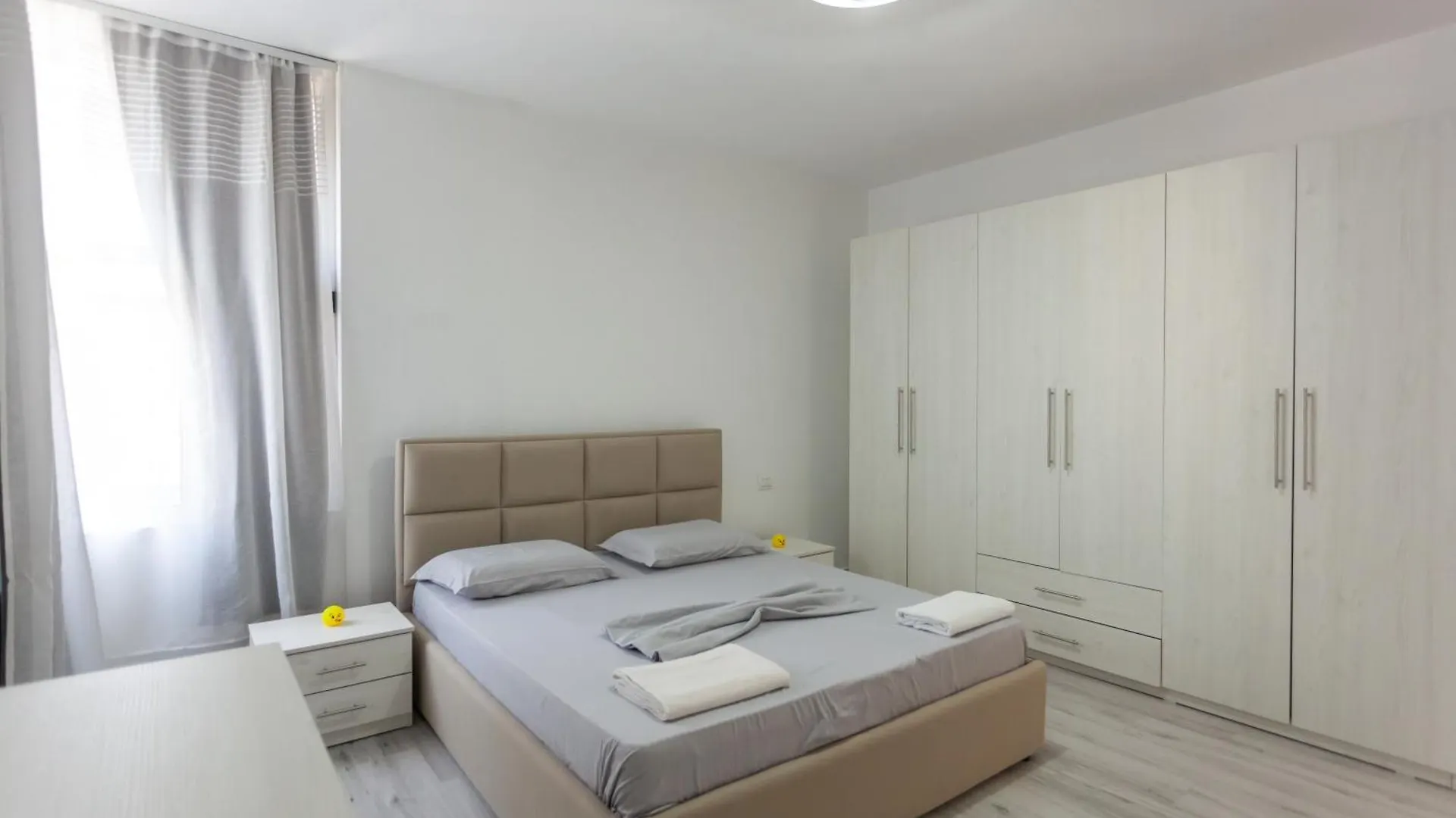 The Rooftop By Ps Apartment Golem  Albania
